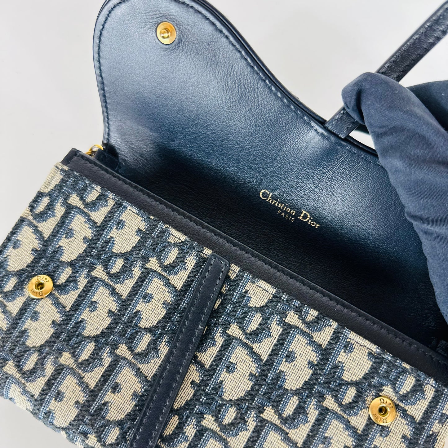DIOR Saddle wallet with chain oblique blue