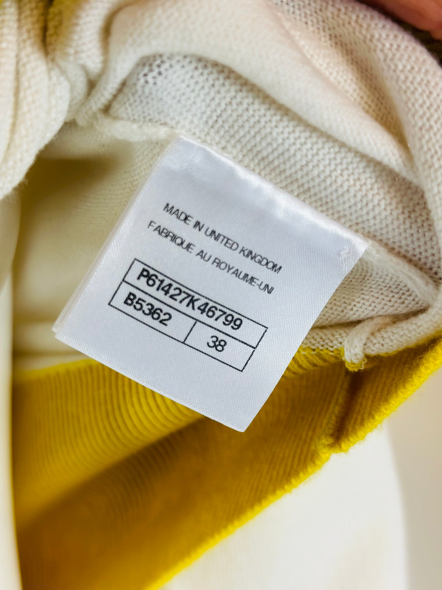 CHANEL - Pullover logo 100% cashmere size 38 FR