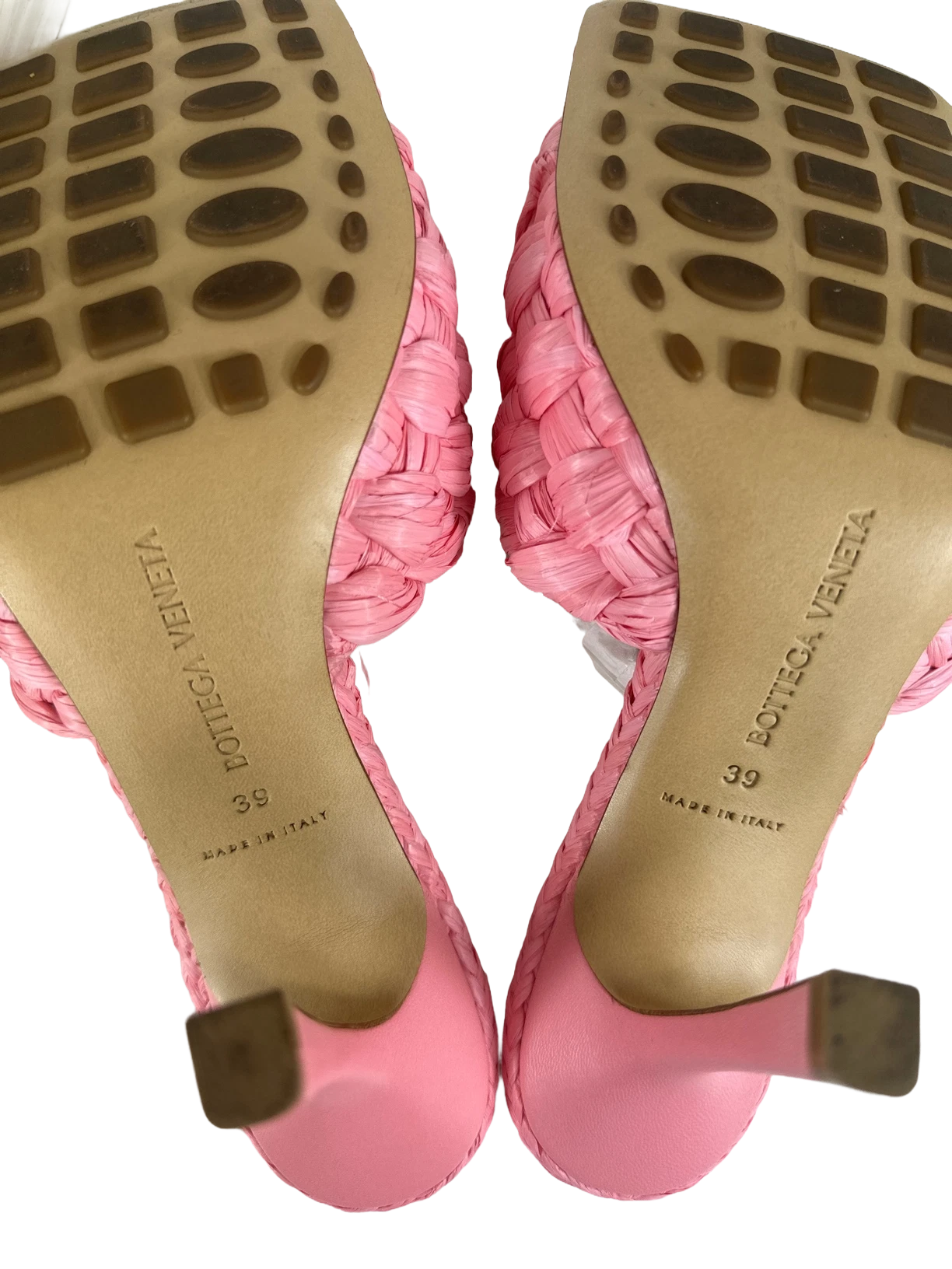 BOTTEGA VENETA - Pink rafia sandals size 39 EU