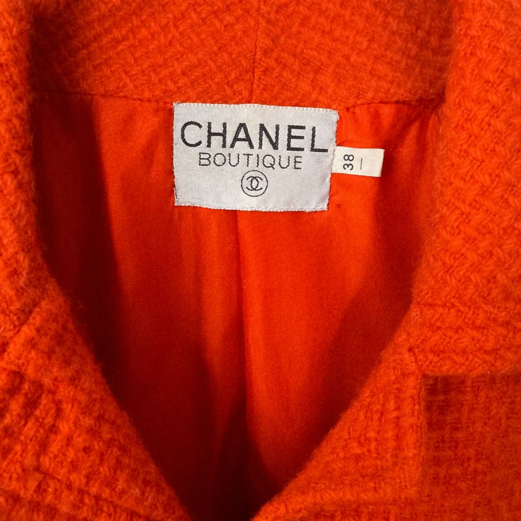 CHANEL - JACKET VINTAGE RED GOLD CC BUTTONS SIZE 38 FR