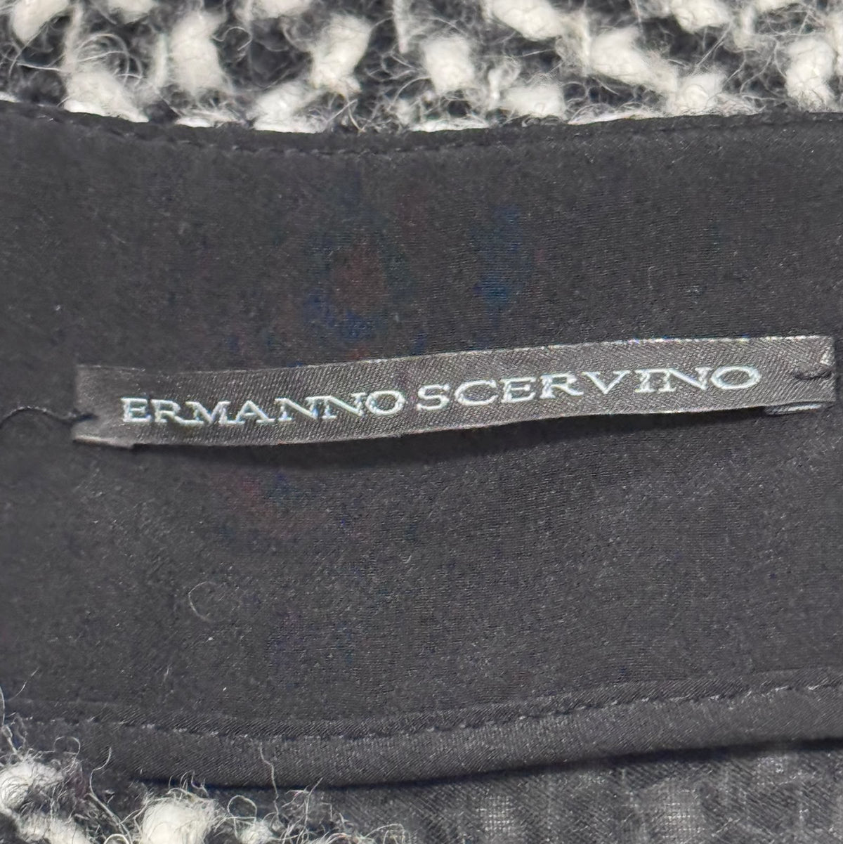 ERMANNO SCERVINO - SET JACKET & MINI SKIRT TWEED BLACK & WHITE WITH MULTICOLOR FLORAL EMBELLISHMENT SIZE 40/38 IT