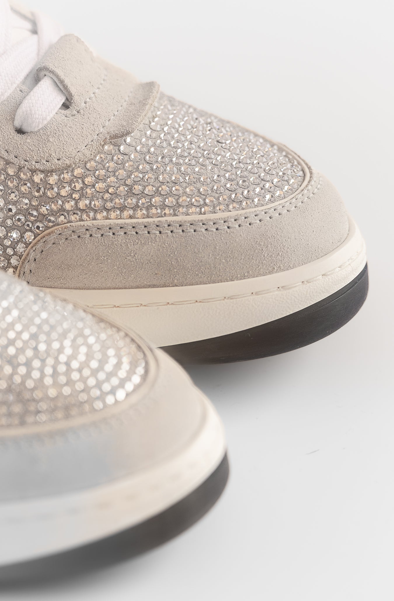 CHANEL - *BRAND NEW LIMITED EDITION* SNEAKERS CALFSKIN SUÈDE CRYSTAL CC LOGO SIZE 38,5 EU