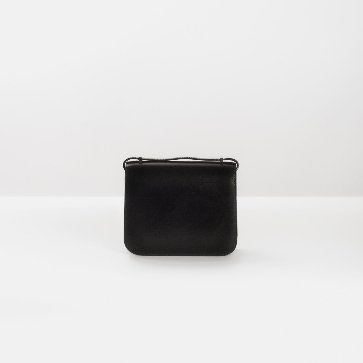 HERMÈS - *LIMITED EDITION* CONSTANCE MINI 18 BLACK BOX CALF LEATHER & LIZARD PALLADIUM HARDWARE