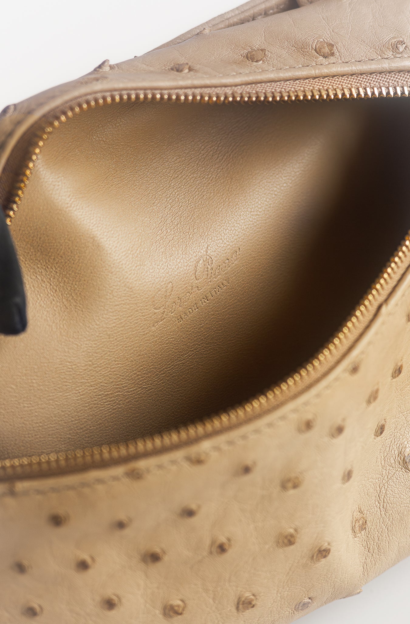 LORO PIANA - EXTRA POCKET POUCH OSTRICH BEIGE LEATHER