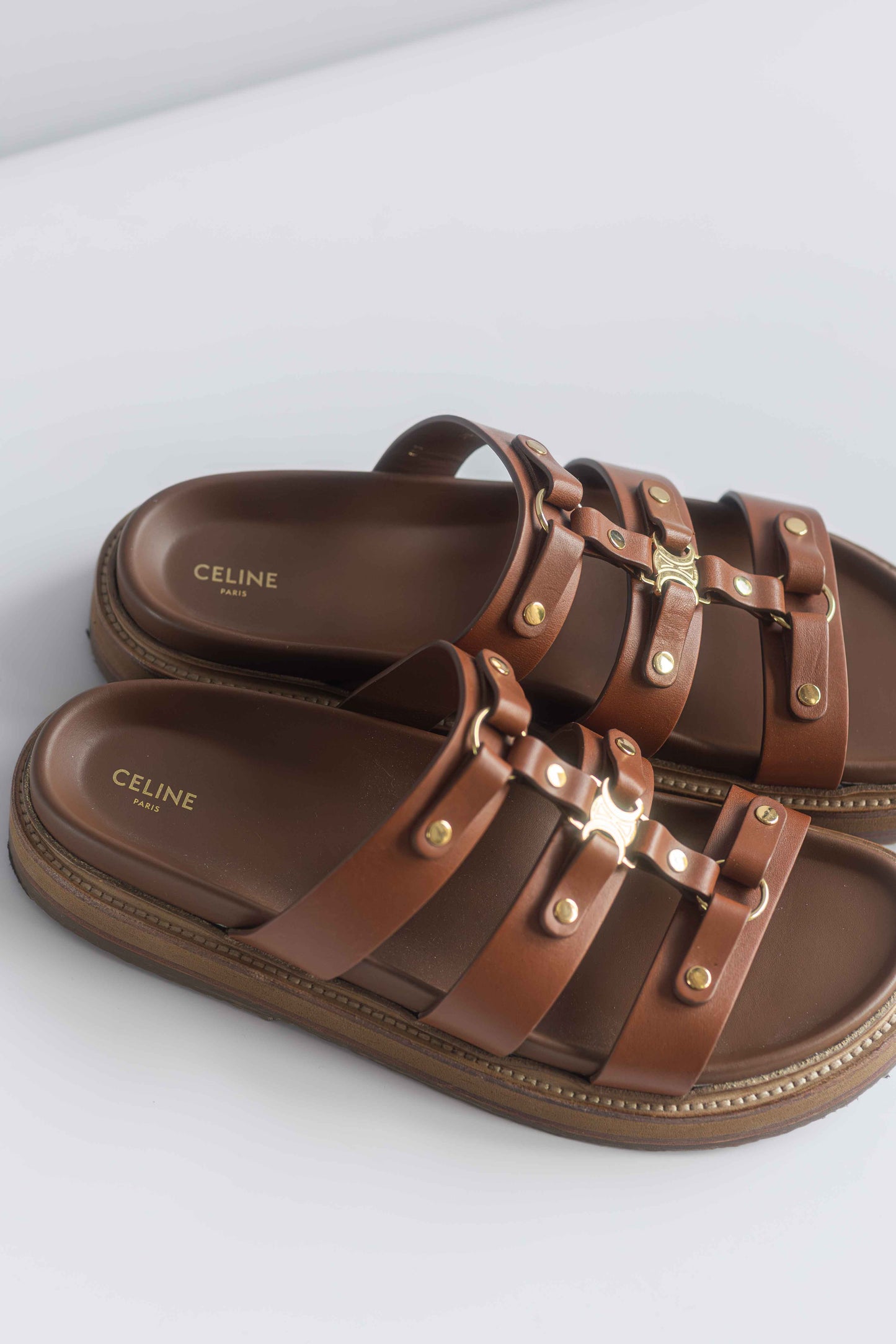CÉLINE - SANDALS TIPPI LEATHER GOLD LOGO SIZE 38 EU