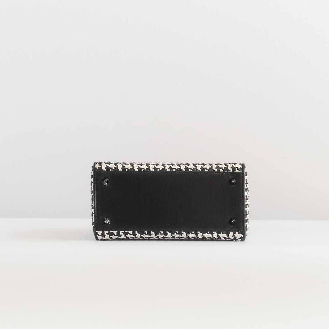 DIOR - LADY DIOR BAG MEDIUM ULTRAMATTE BLACK & WHITE HOUNDSTOOTH