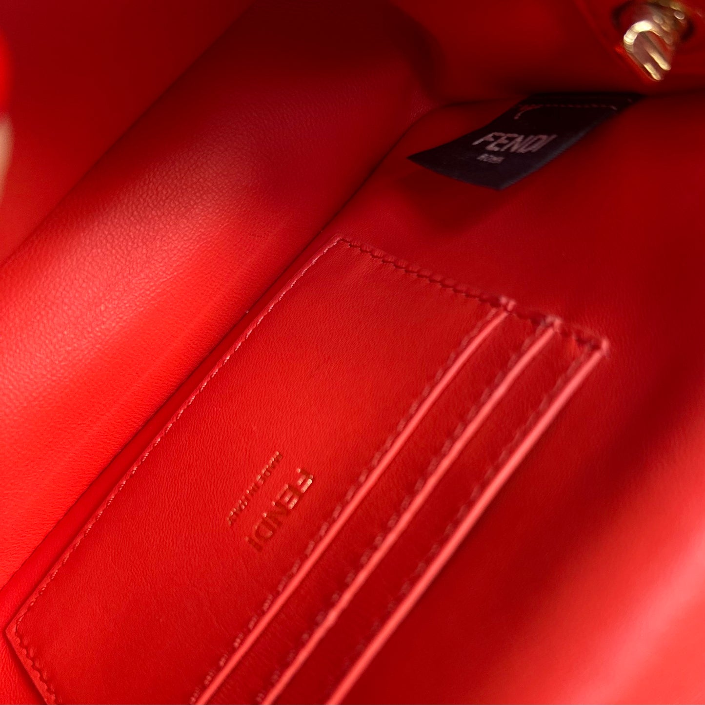 FENDI - BAG BAGUETTE SMALL RED NAPPA LEATHER PEARL EMBROIDERY