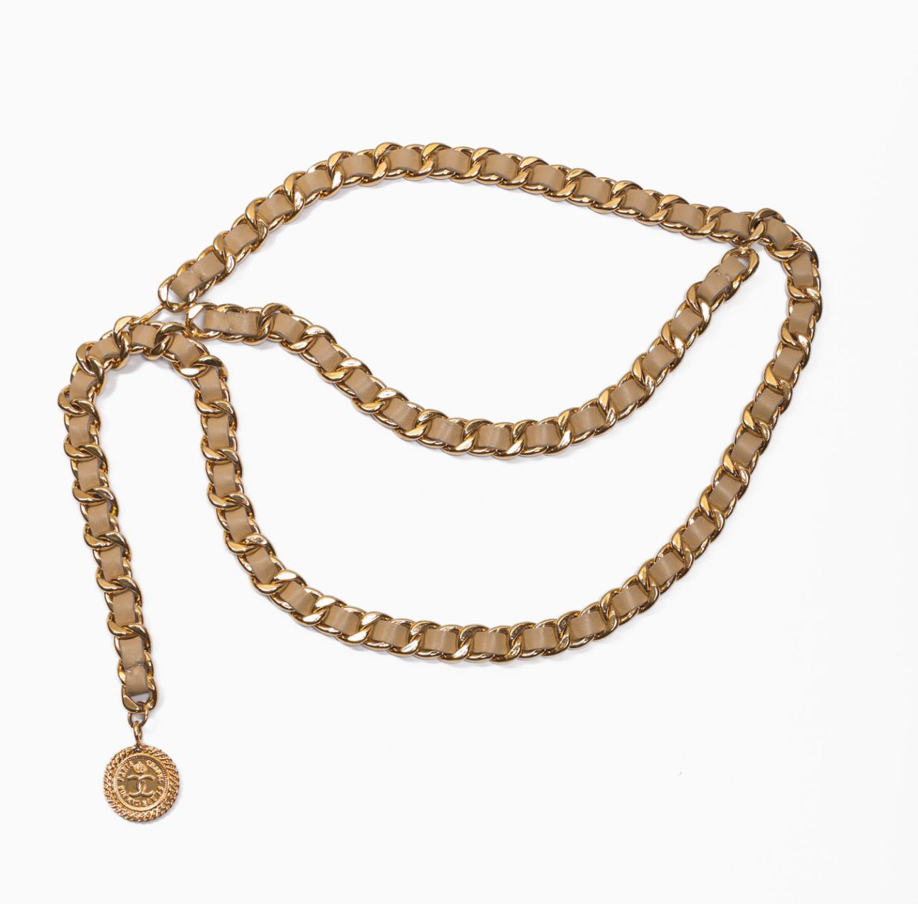 CHANEL - BELT CHAIN DOUBLE TOUR WITH LEATHER AND COIN MÉDAILLON