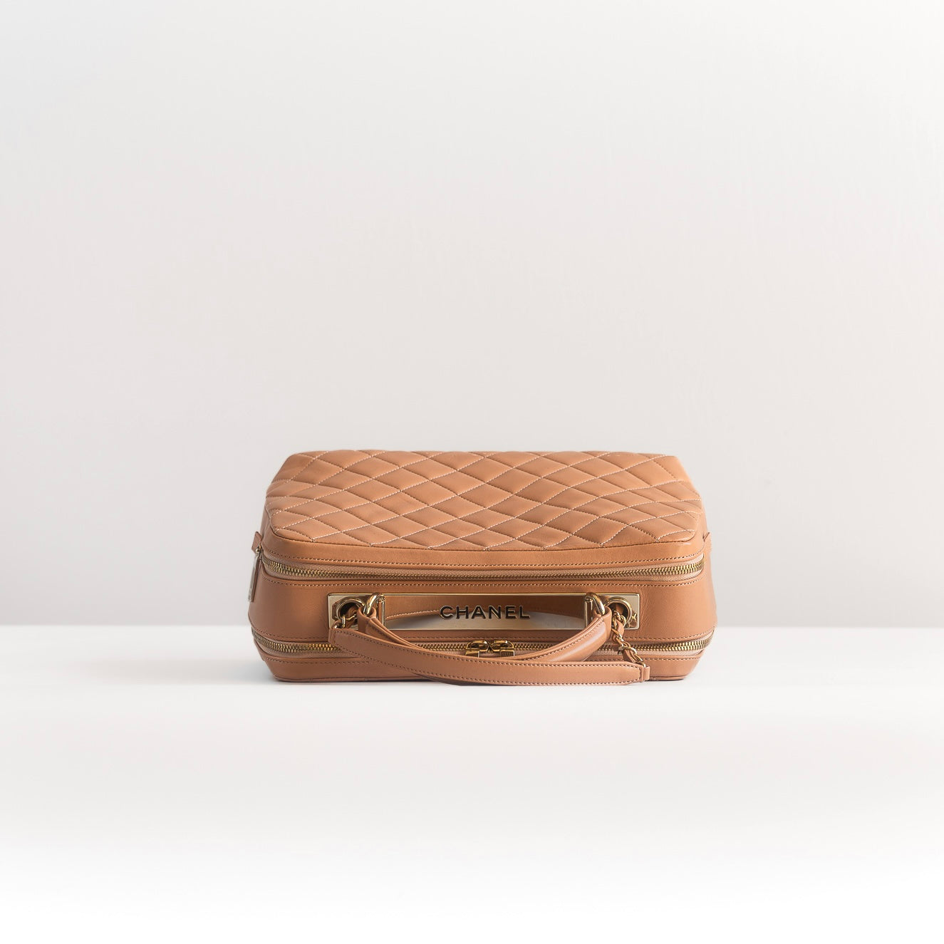 CHANEL - BAG TRENDY CC BOWLING CAMEL QUILTED LAMBSKIN