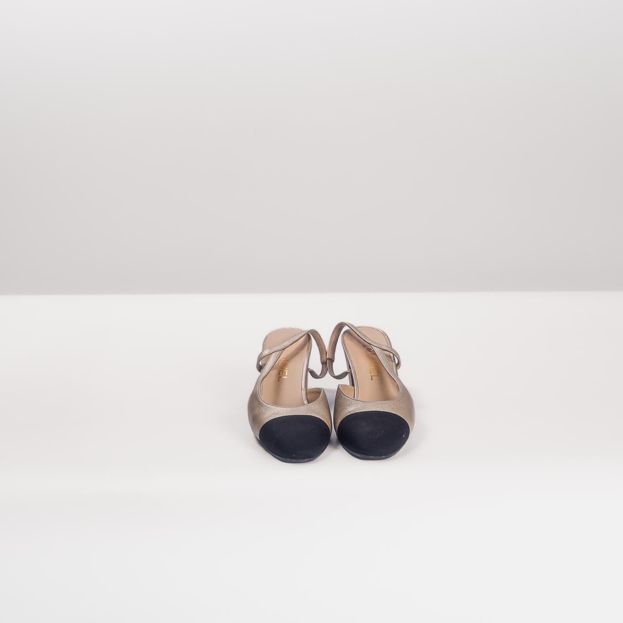CHANEL - SLINGBACK GOLD LEATHER WITH BLACK TOE SIZE 37,5 EU