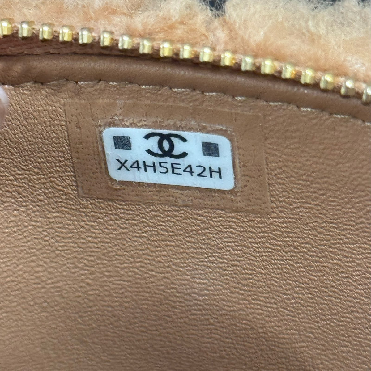 CHANEL - *NEVER WORN* BAG SMALL COCO CROSSBODY LIGHT BROWN SHEARLING WITH LIGHT GOLD TONE HARDWARE