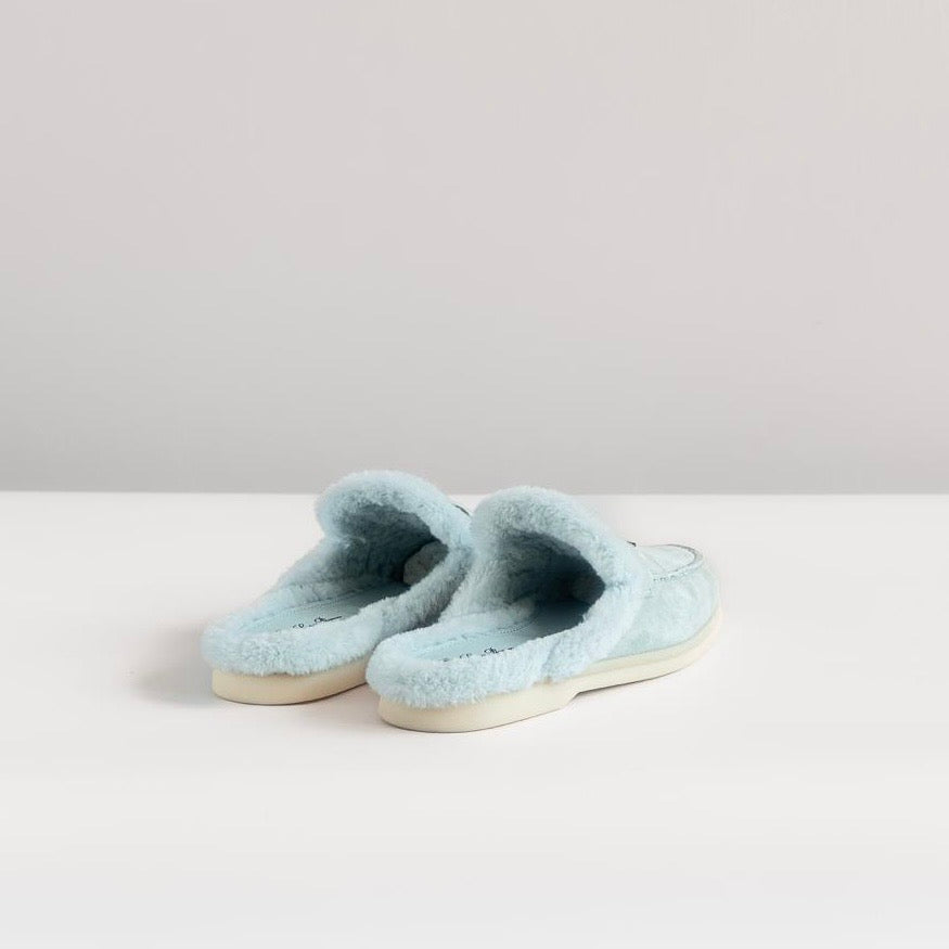 LORO PIANA - *BRAND NEW* WALK BABUCHE LOAFER FLAT LIGHT BLUE SUÈDE FUR LINING SIZE 39 EU