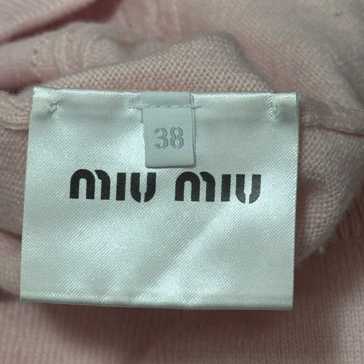 MIU MIU – CARDIGAN IN PALE PINK WITH POINTELLE AND PEARL-STYLE DETAILS IT 38 / FR 34