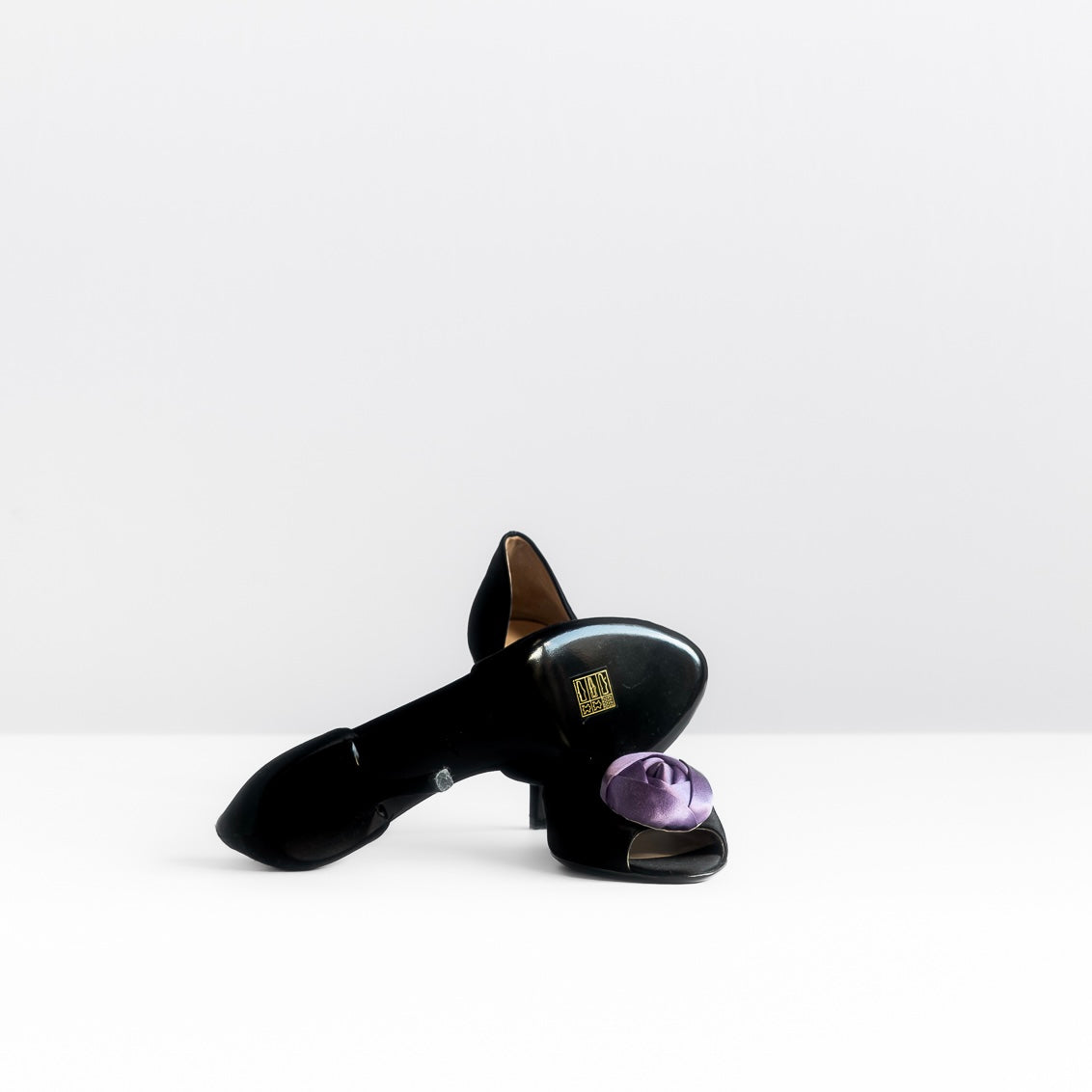 PRADA - *BRAND NEW* BLACK SATIN PUMPS WITH PURPLE FLOWER SIZE 37