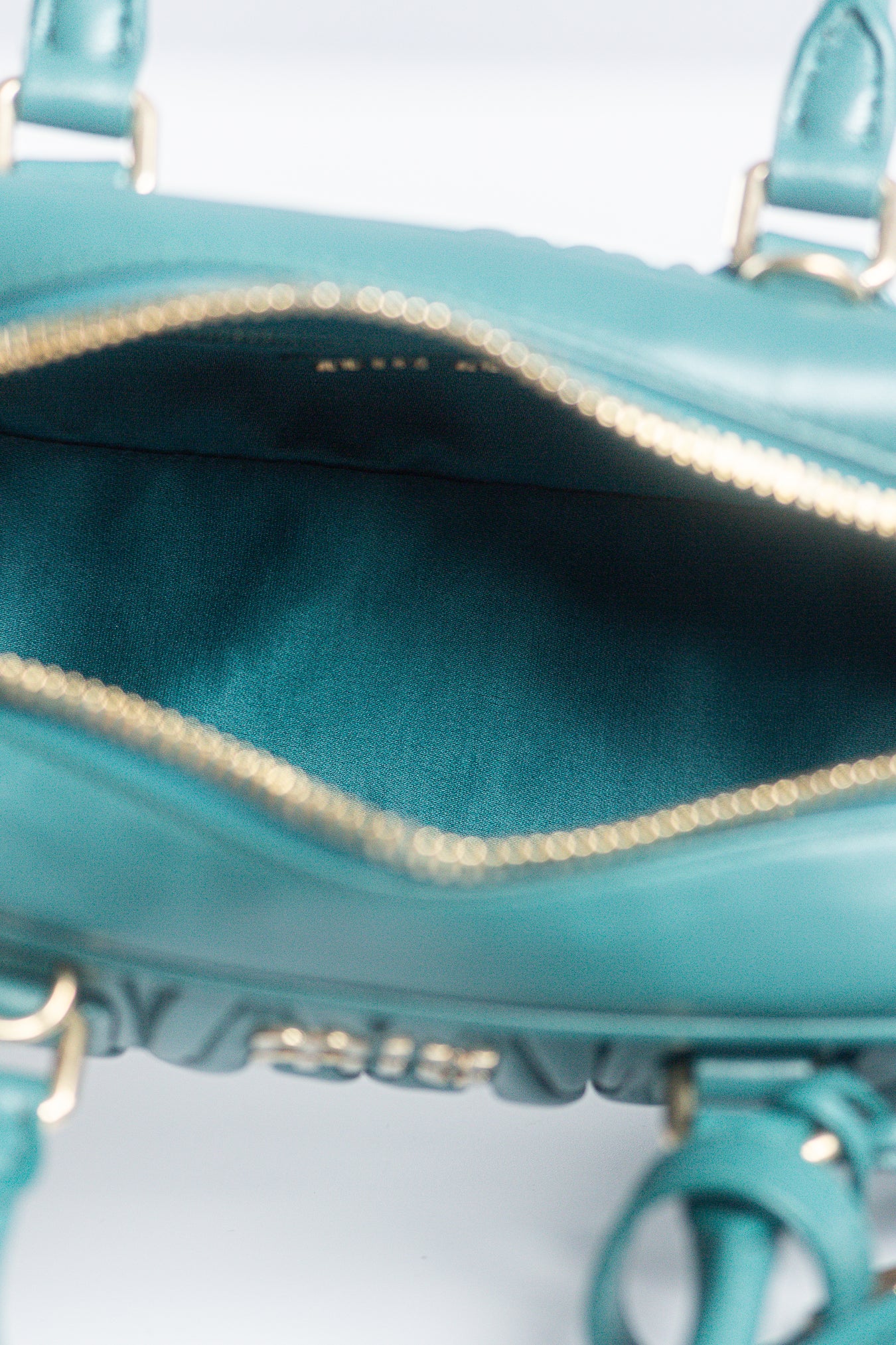 MIUMIU - BAG ARCADIE MATELASSÉ BLUE LAGOON LEATHER
