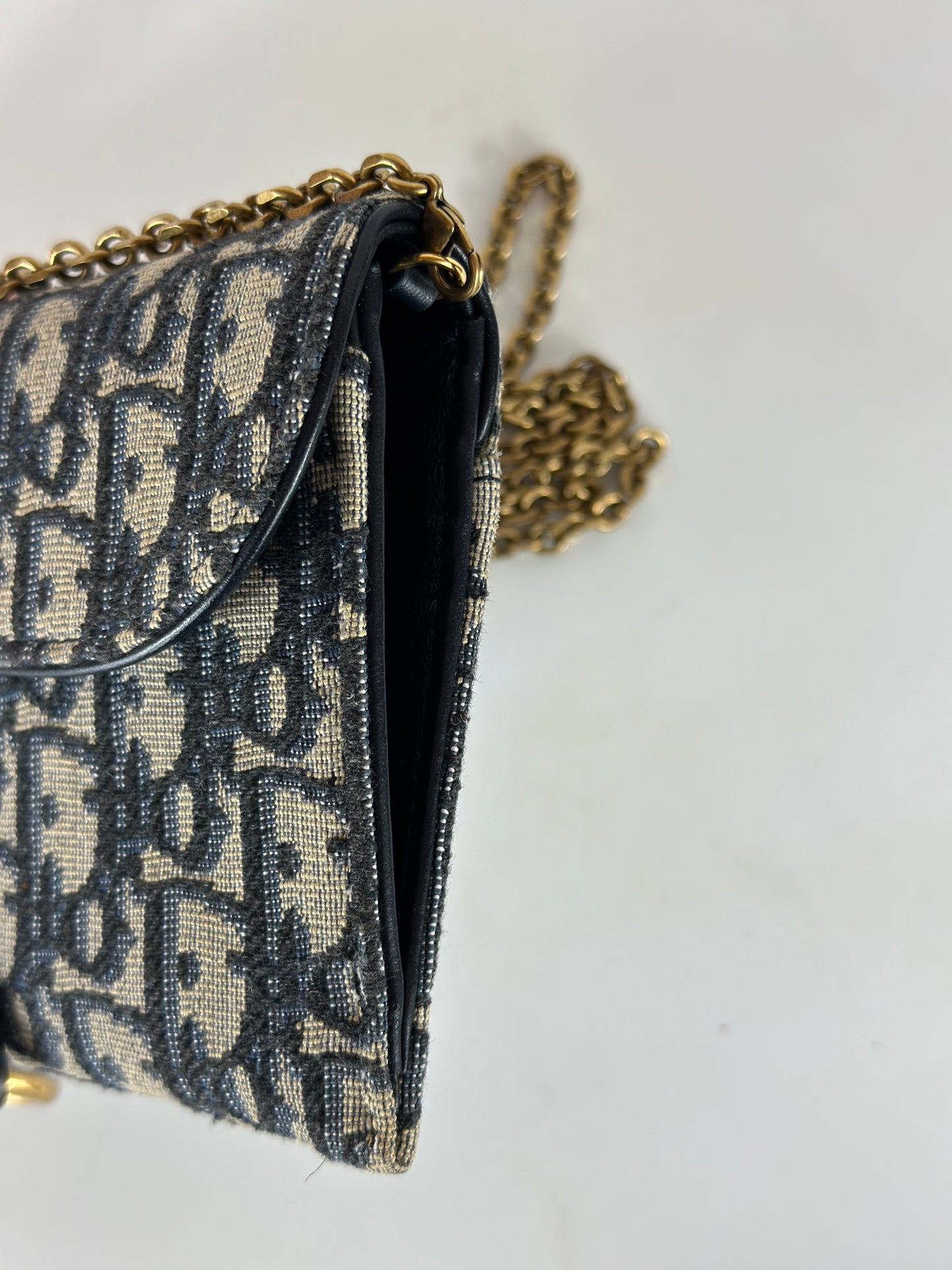 DIOR Saddle wallet with chain oblique blue