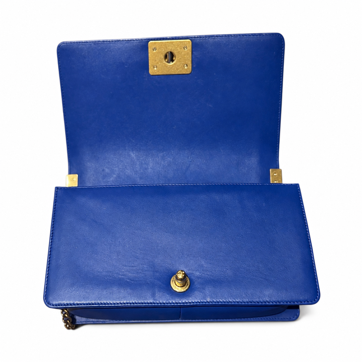 CHANEL - *RARE* BOY BAG BLUE ROYAL PYTHON WITH ANTIQUE GOLD HARDWARE