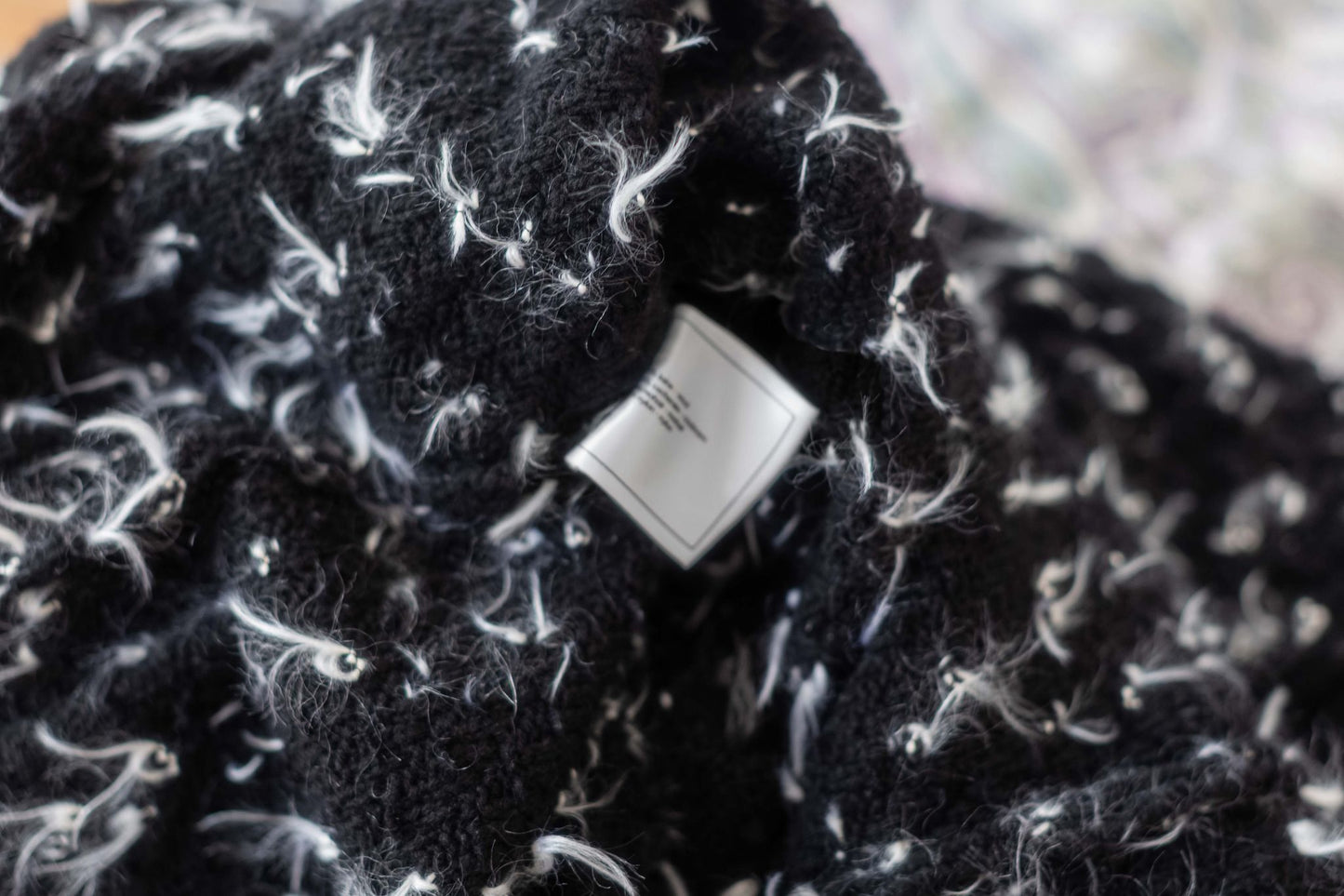 CHANEL - DRESS BLACK KNIT WITH WHITE DETAILS SIZE 36 FR