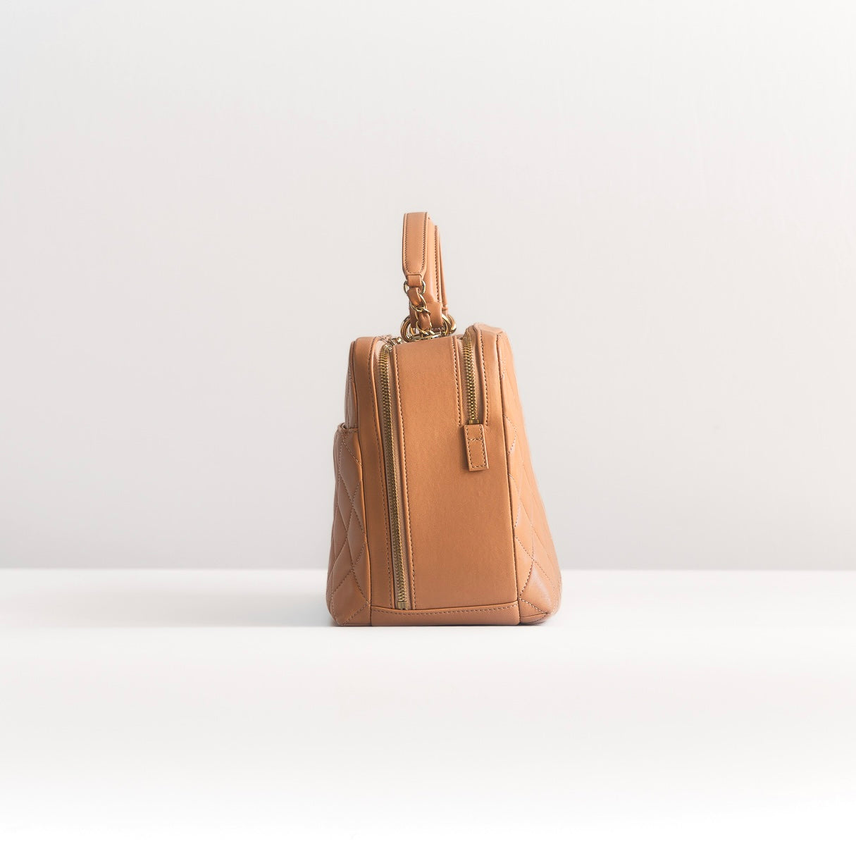 CHANEL - BAG TRENDY CC BOWLING CAMEL QUILTED LAMBSKIN