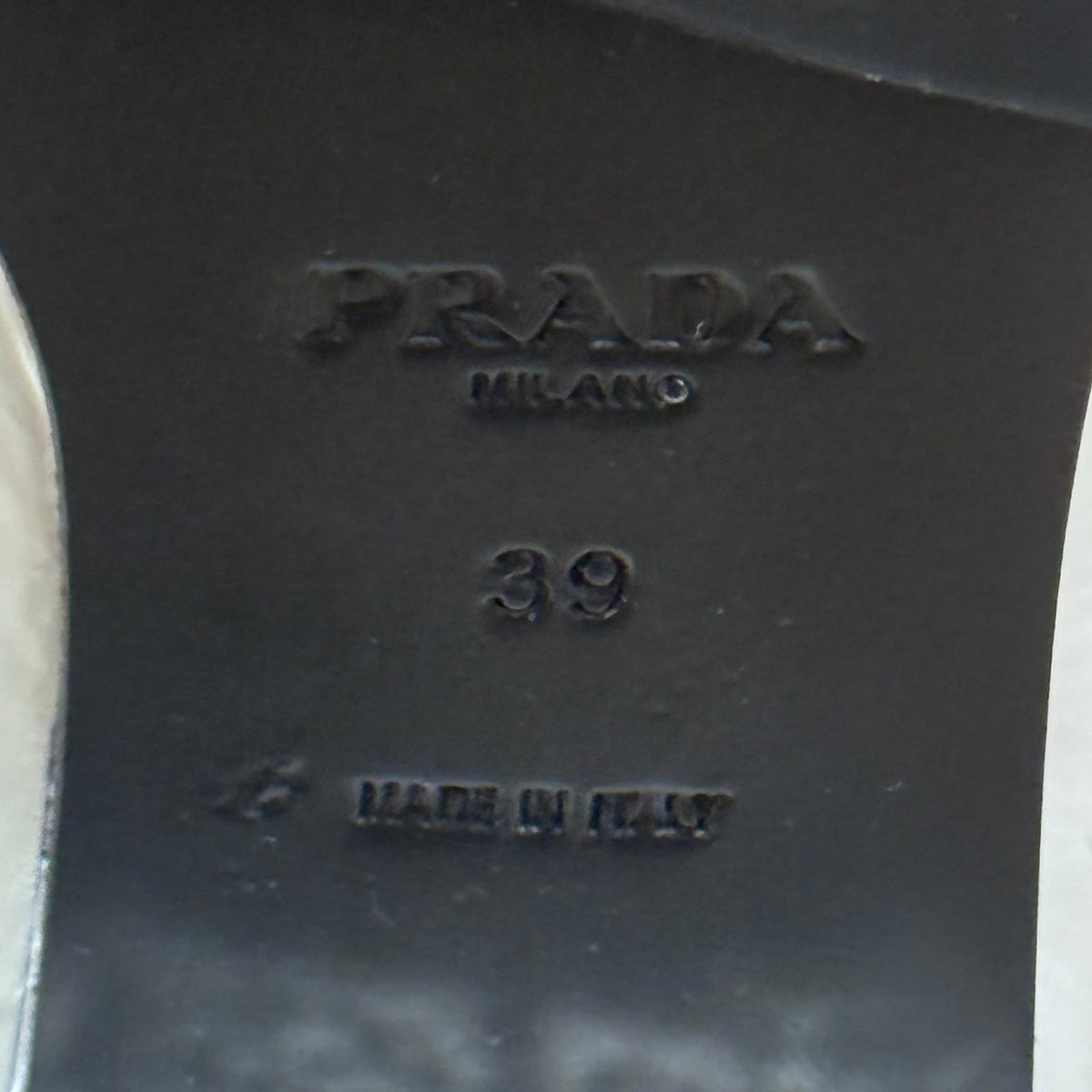 PRADA - HIGH BOOTS WHITE NAPLAK LEATHER SIZE 39 EU