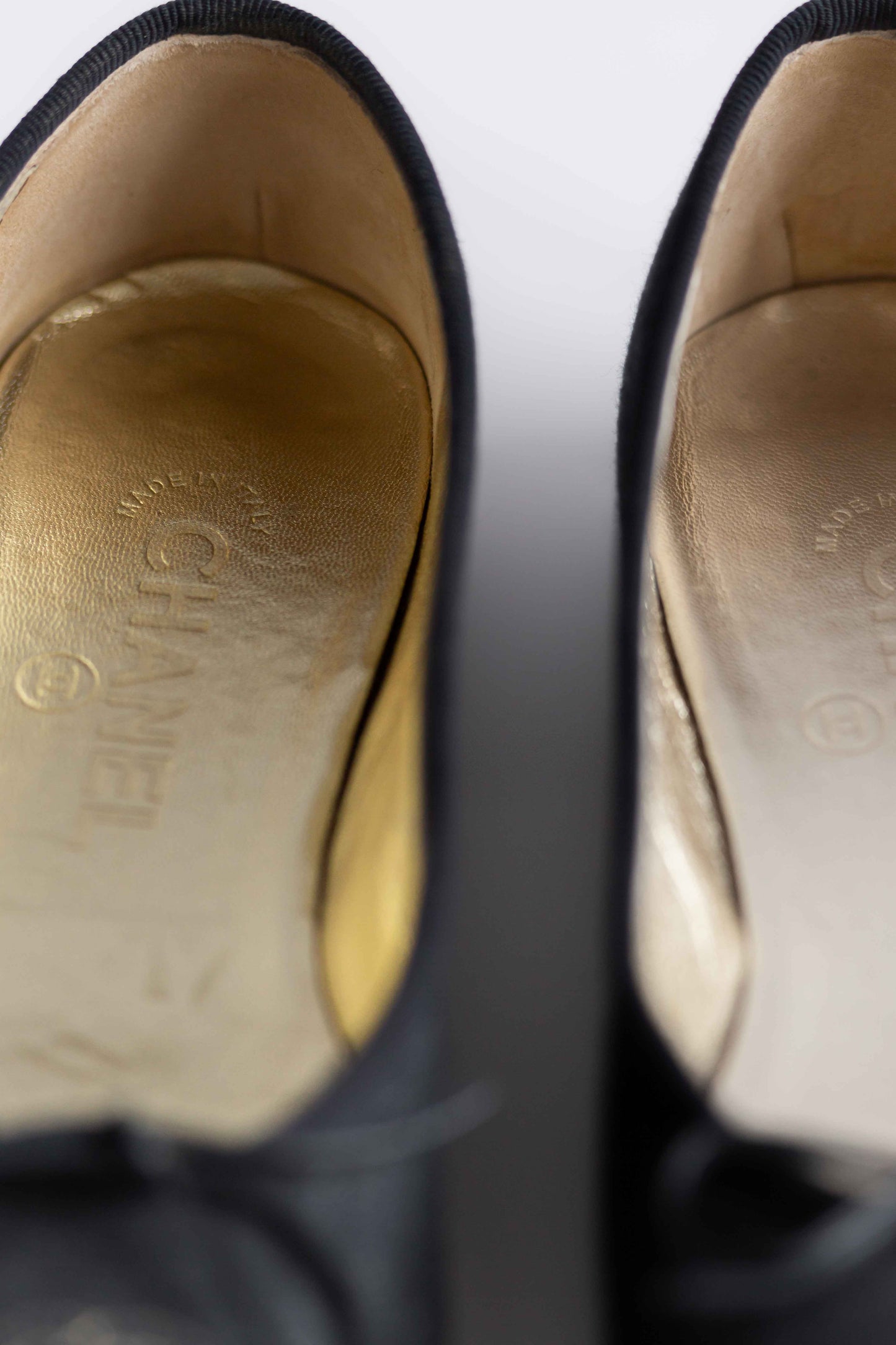 CHANEL - BALLERINA FLATS BLUE DENIM SIZE 39 EU