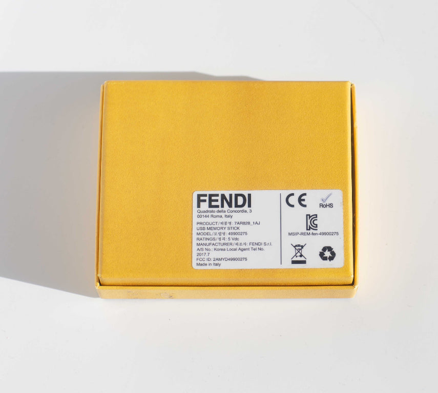 FENDI - LOGO USB KEYCHAIN RED LEATHER SILVER HARDWARE