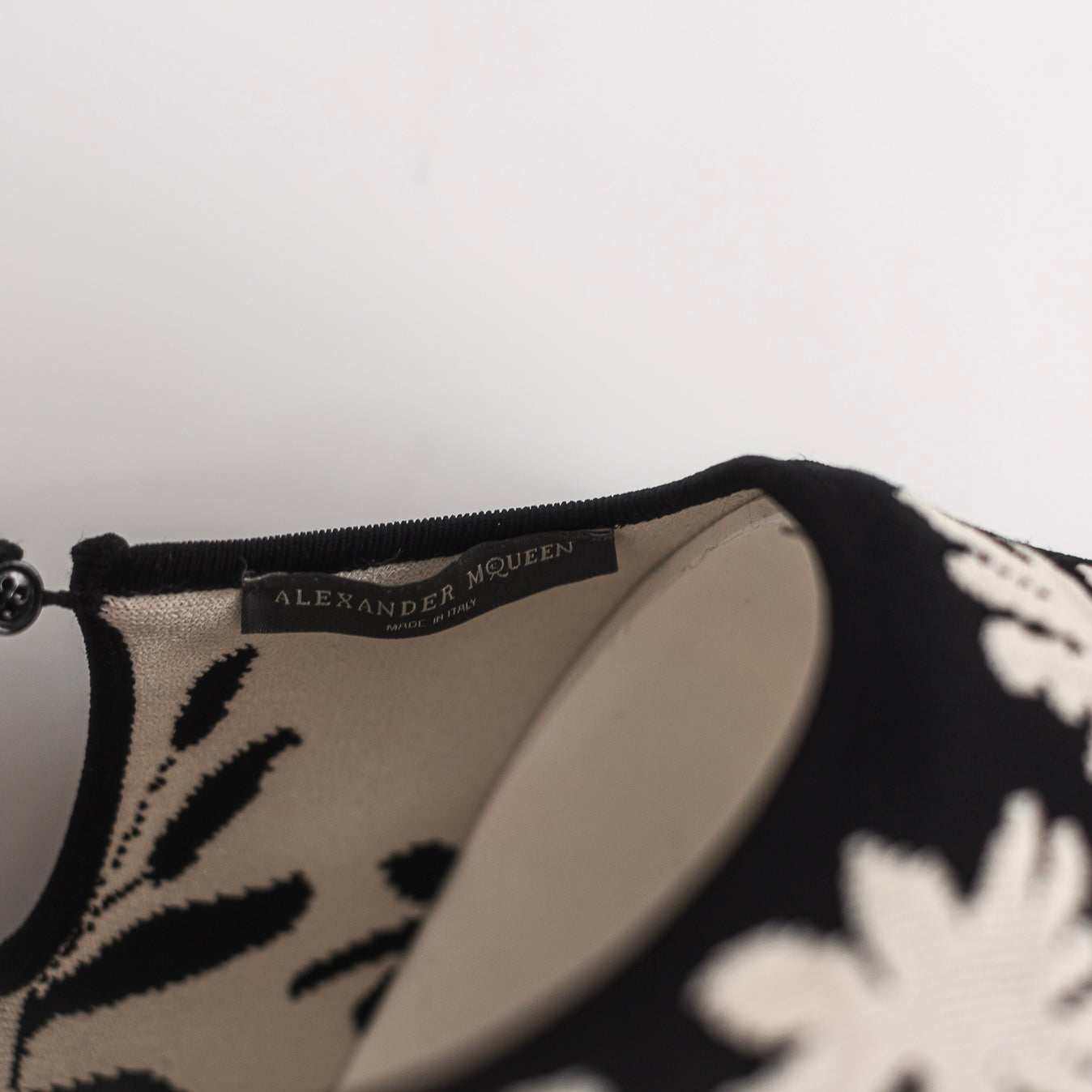 ALEXANDER MCQUEEN - DRESS JACQUARD KNIT DRESS SIZE L