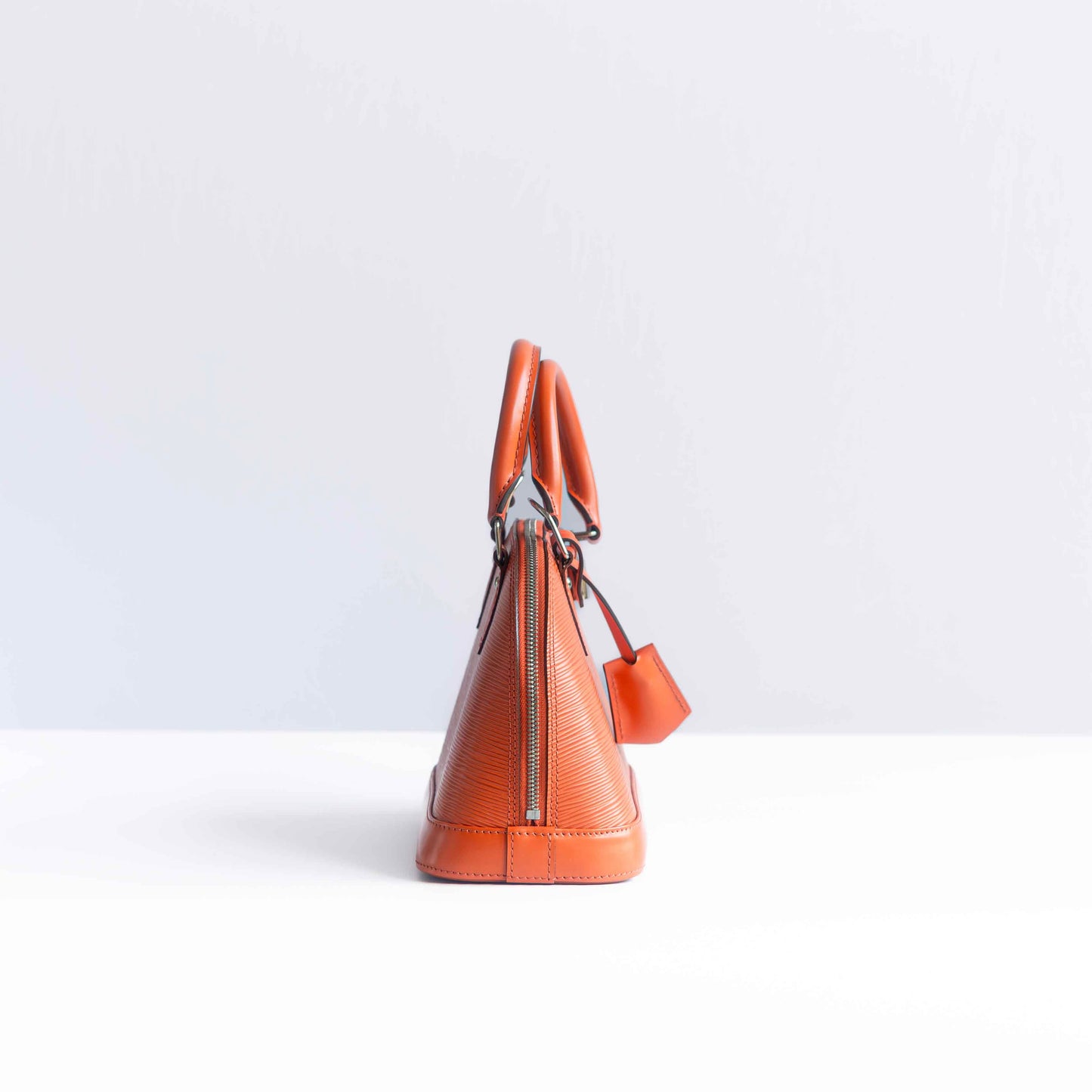 LOUIS VUITTON - BAG ALMA BB ORANGE LEATHER WITH STRAP
