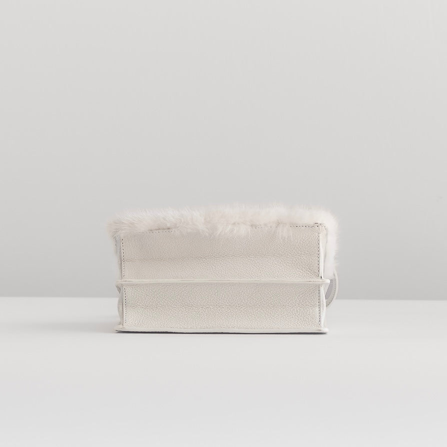 MIU MIU - *LIMITED EDITION* SHOULDER BAG WHITE PYTHON AND MINK FUR