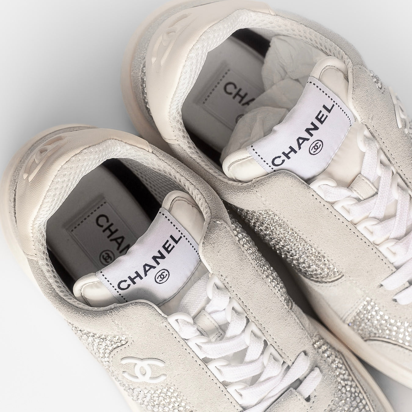 CHANEL - *BRAND NEW LIMITED EDITION* SNEAKERS CALFSKIN SUÈDE CRYSTAL CC LOGO SIZE 38,5 EU