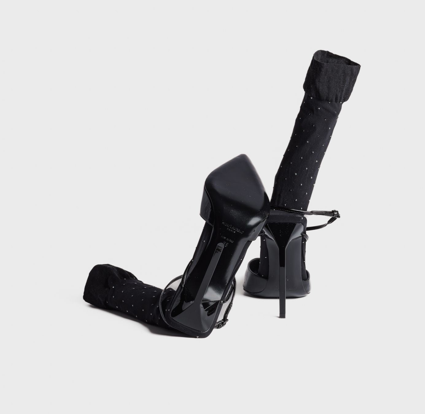 SAINT LAURENT - *BRAND NEW* PUMPS BLACK PATENT WITH SOCKS SIZE 39 EU