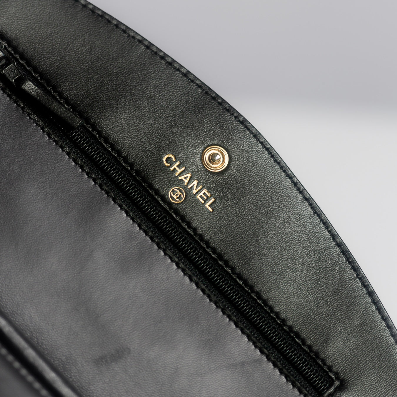 CHANEL - WALLET ON CHAIN BLACK CAVIAR LEATHER