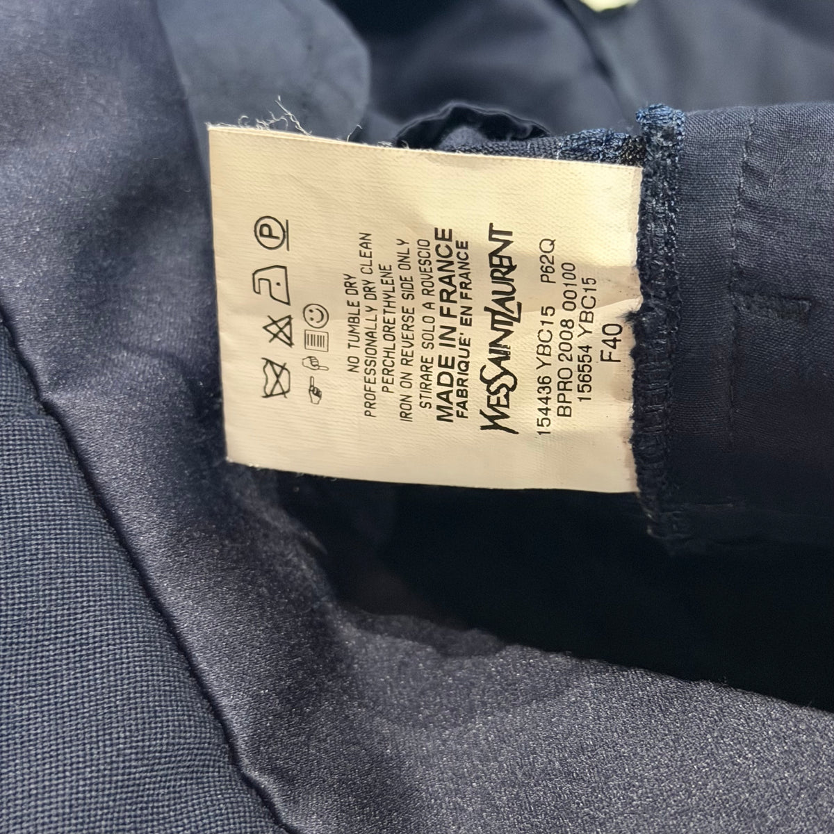 SAINT LAURENT - SUIT SMOKING JACKET AND TROUSERS BLUE WITH SATIN LAPELS SIZE 40 FR / 44 IT