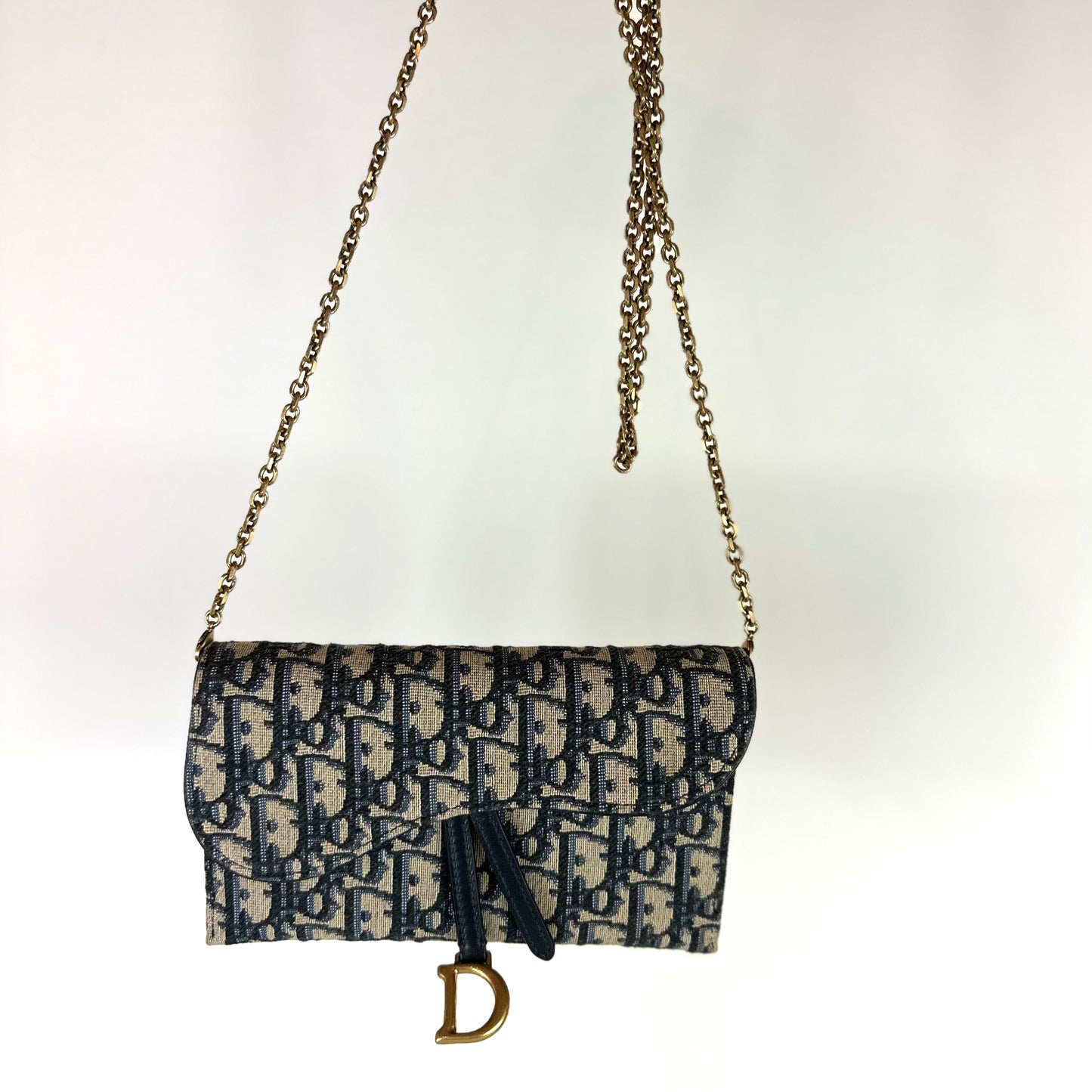 DIOR Saddle wallet with chain oblique blue
