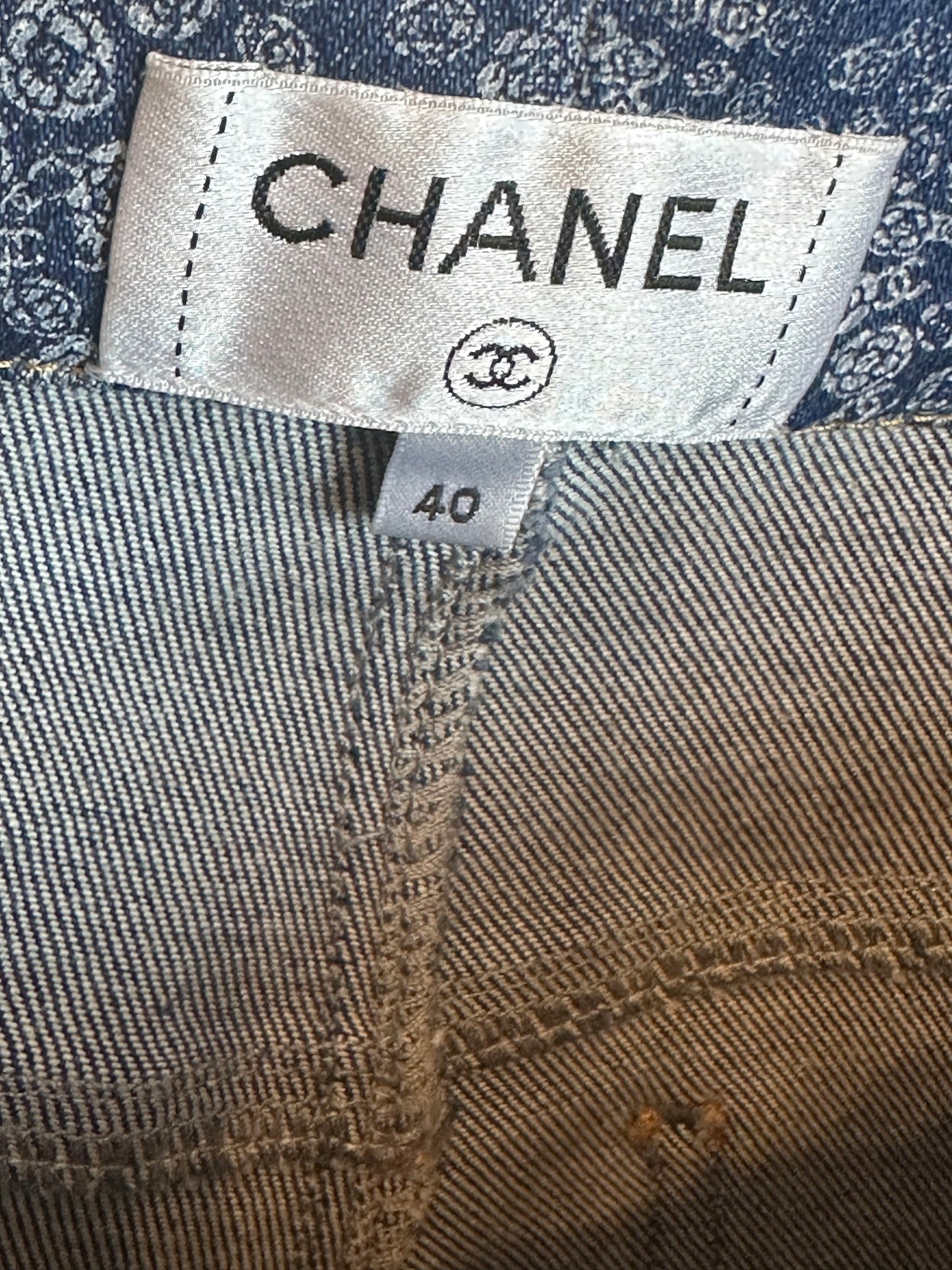 CHANEL - Denim flower mini logo CC size 40 FR