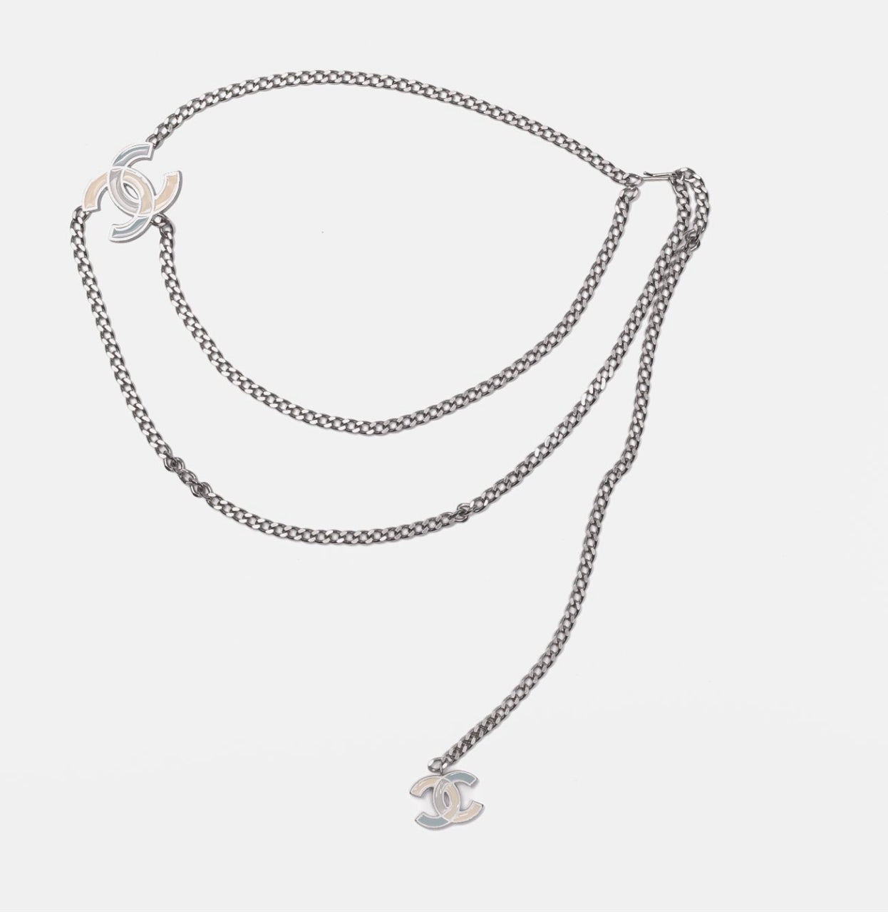 CHANEL - BELT CHAON SILVER-TONE MULTICOLOR ENAMEL CC CHARM