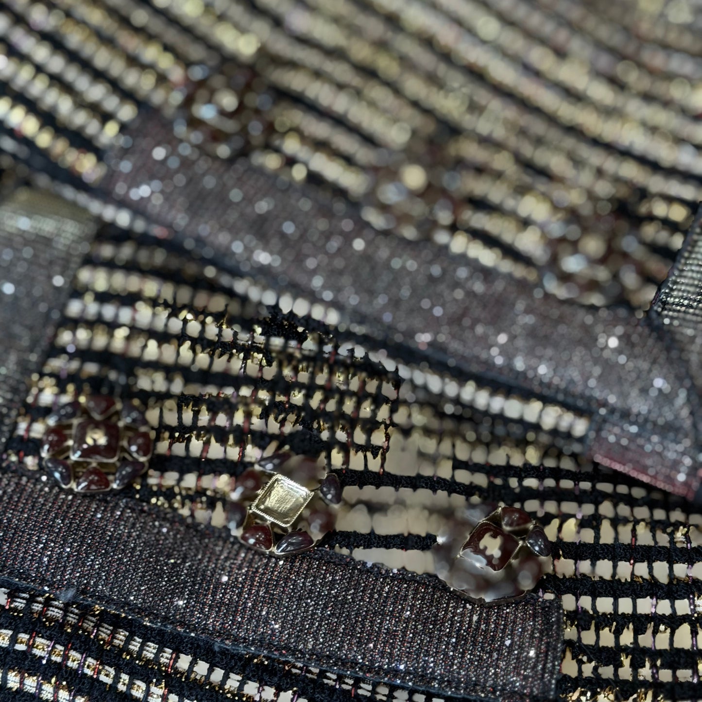 CHANEL – JACKET AND SKIRT SET WITH METALLIC GOLD STRIPES SIZE 34 FR