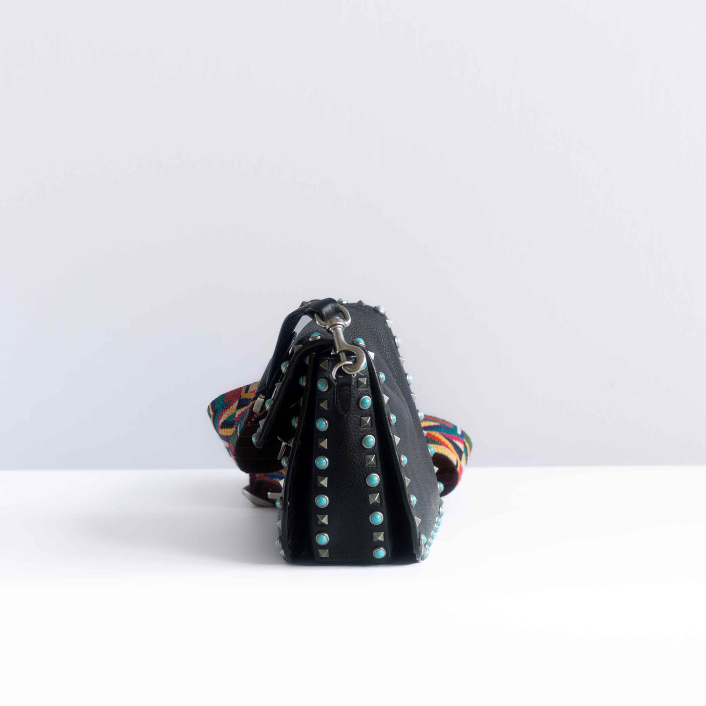 VALENTINO - SHOULDER BAG ROCKSTUD BLACK LEATHER WITH MULTICOLOR STRAP
