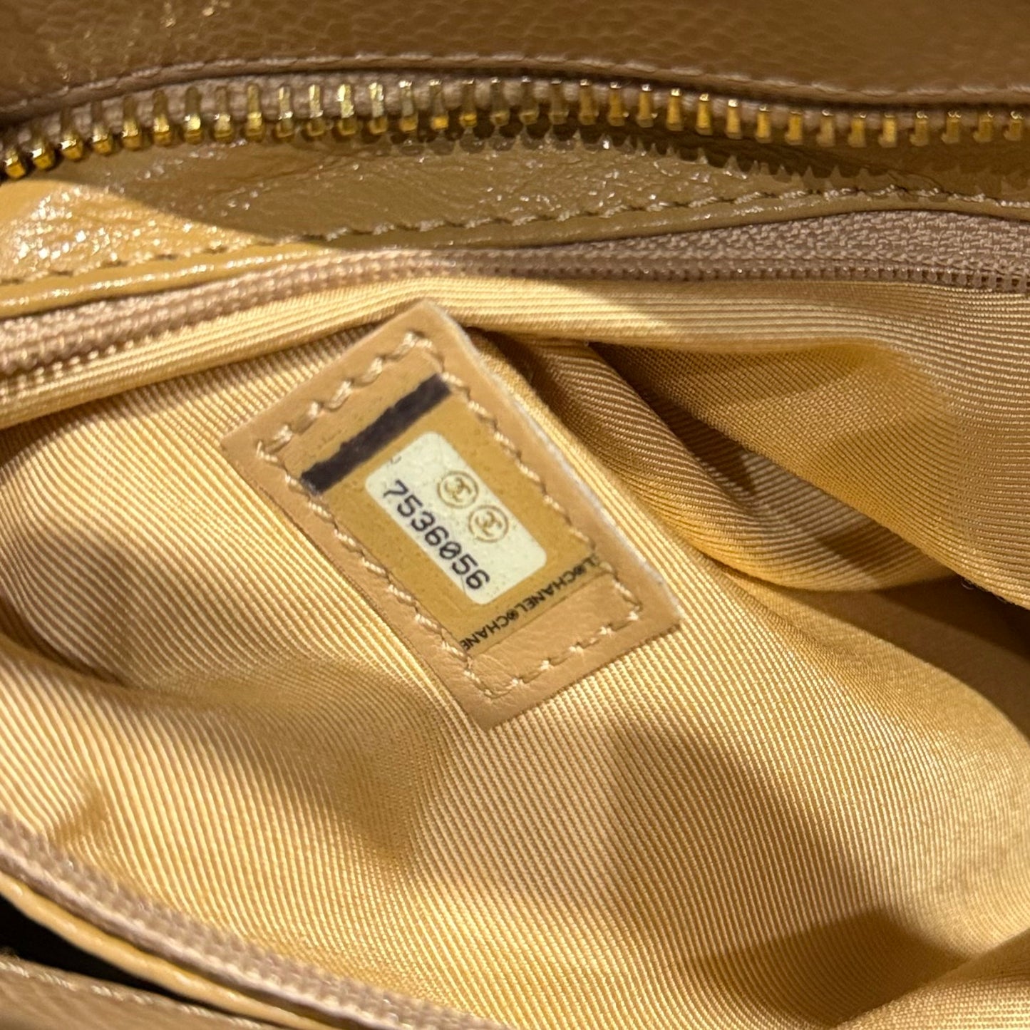 CHANEL - MEDAILLON BAG CAVIAR CAMEL LEATHER GOLD HARDWARE