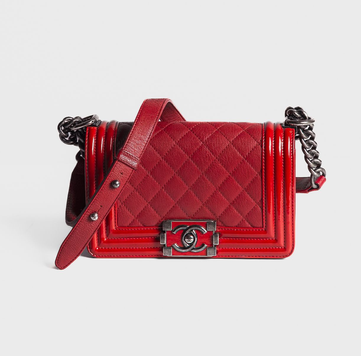 CHANEL - *LIMITED EDITION* BAG BOY SMALL RED AND RUTHENIUM HARDWARE