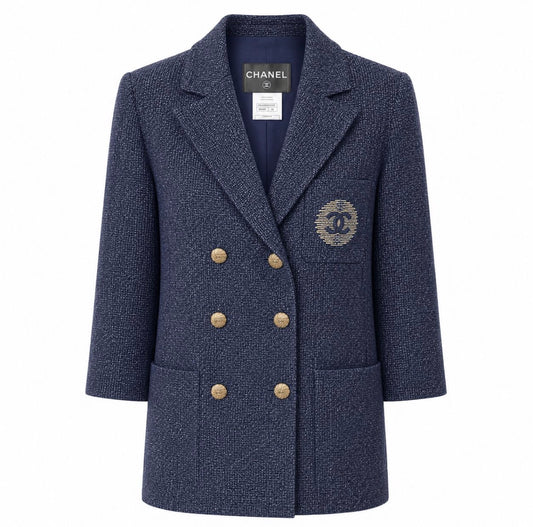 CHANEL - COAT JACKET BLUE NAVY DOUBLE-BREASTED WITH GOLD EMBROIDERED LOGO SIZE 34 FR