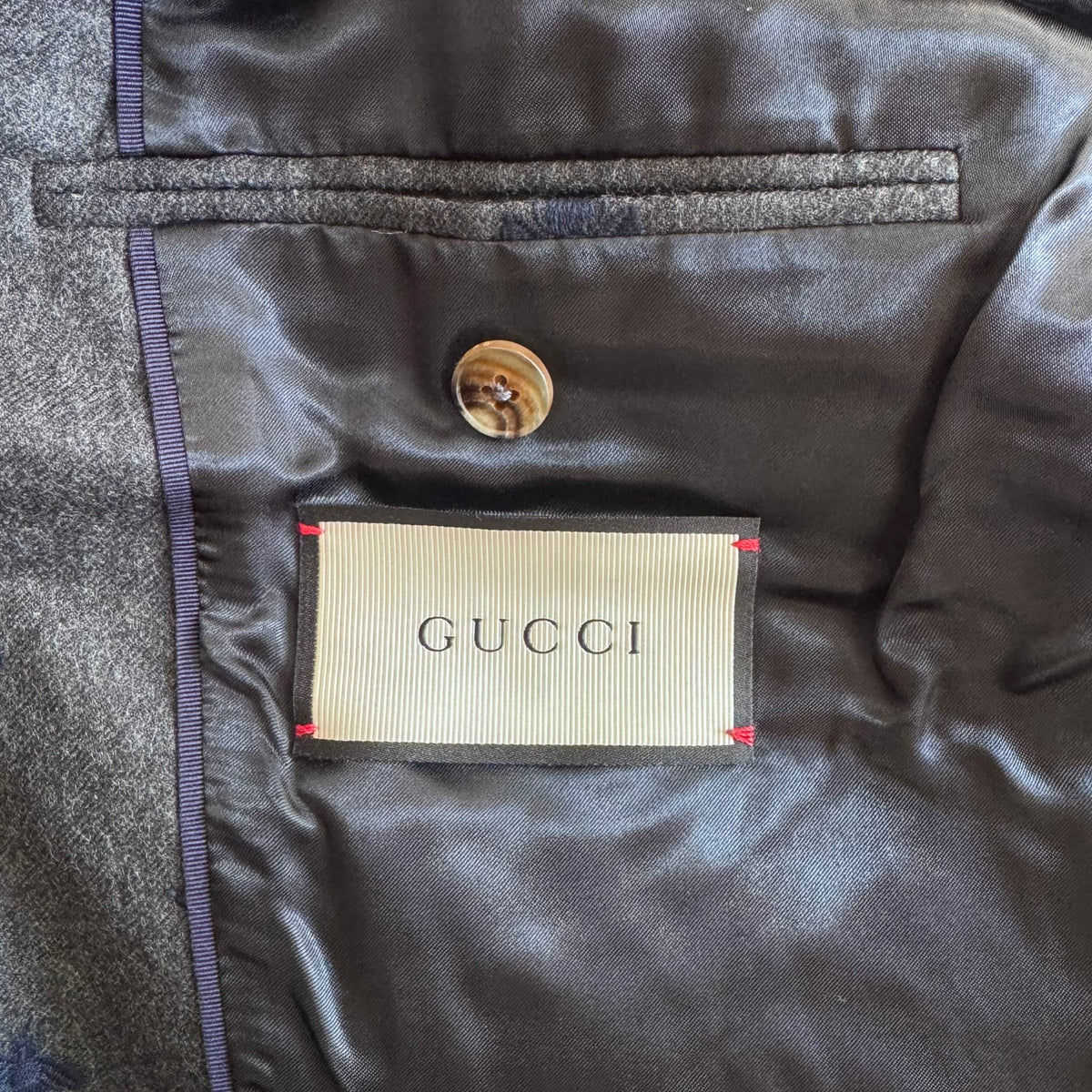 GUCCI - BLAZER GREY WITH NAVY BLUE BEE MOTIF & CONTRASTING TRIM SIZE 50