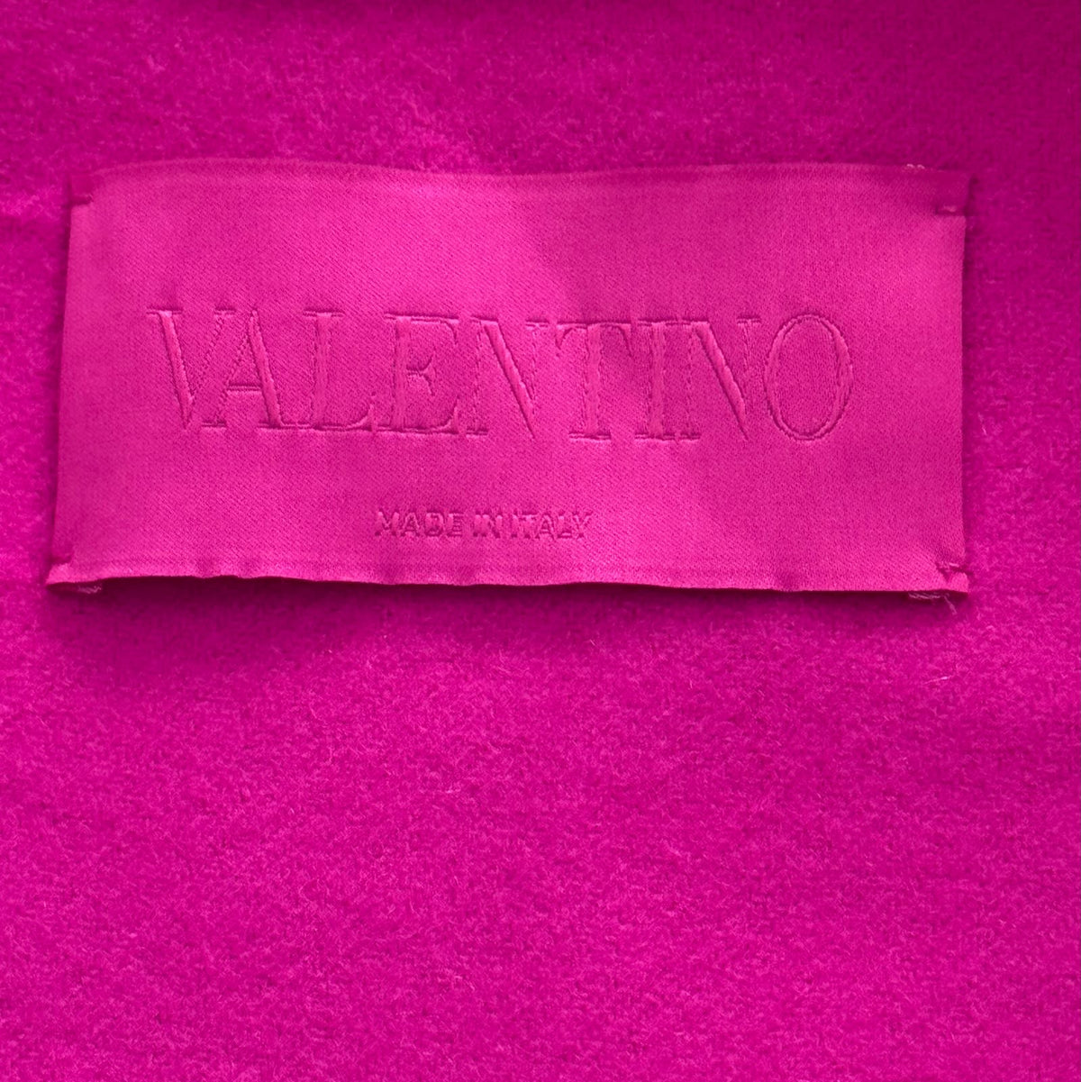 VALENTINO – CAPE IN FUCHSIA VIRGIN WOOL BLEND WITH BOW DETAILS SIZE 36 IT