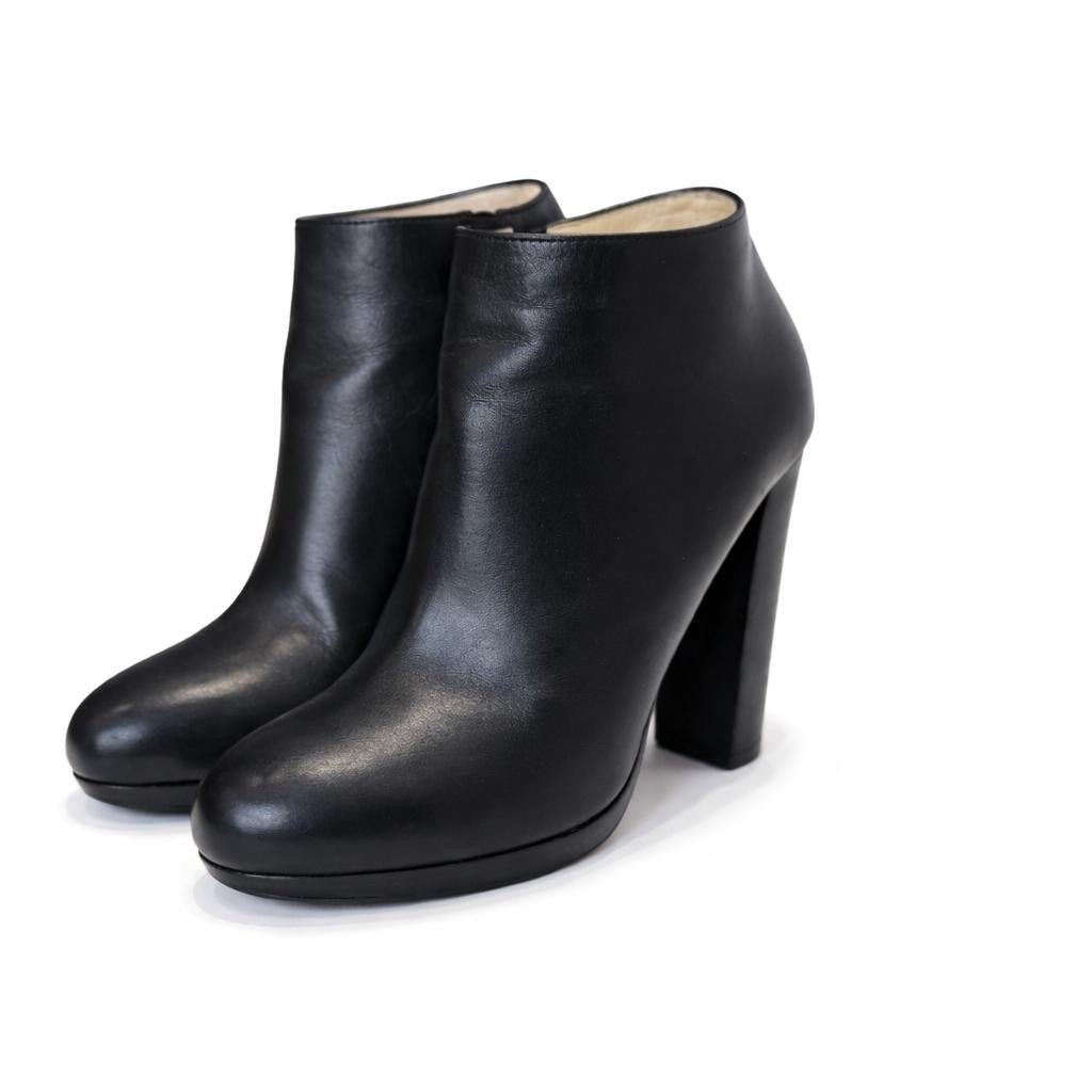LOUBOUTIN - ANKLE BOOTIES BLACK SMOOTH LEATHER SIZE 39 EU