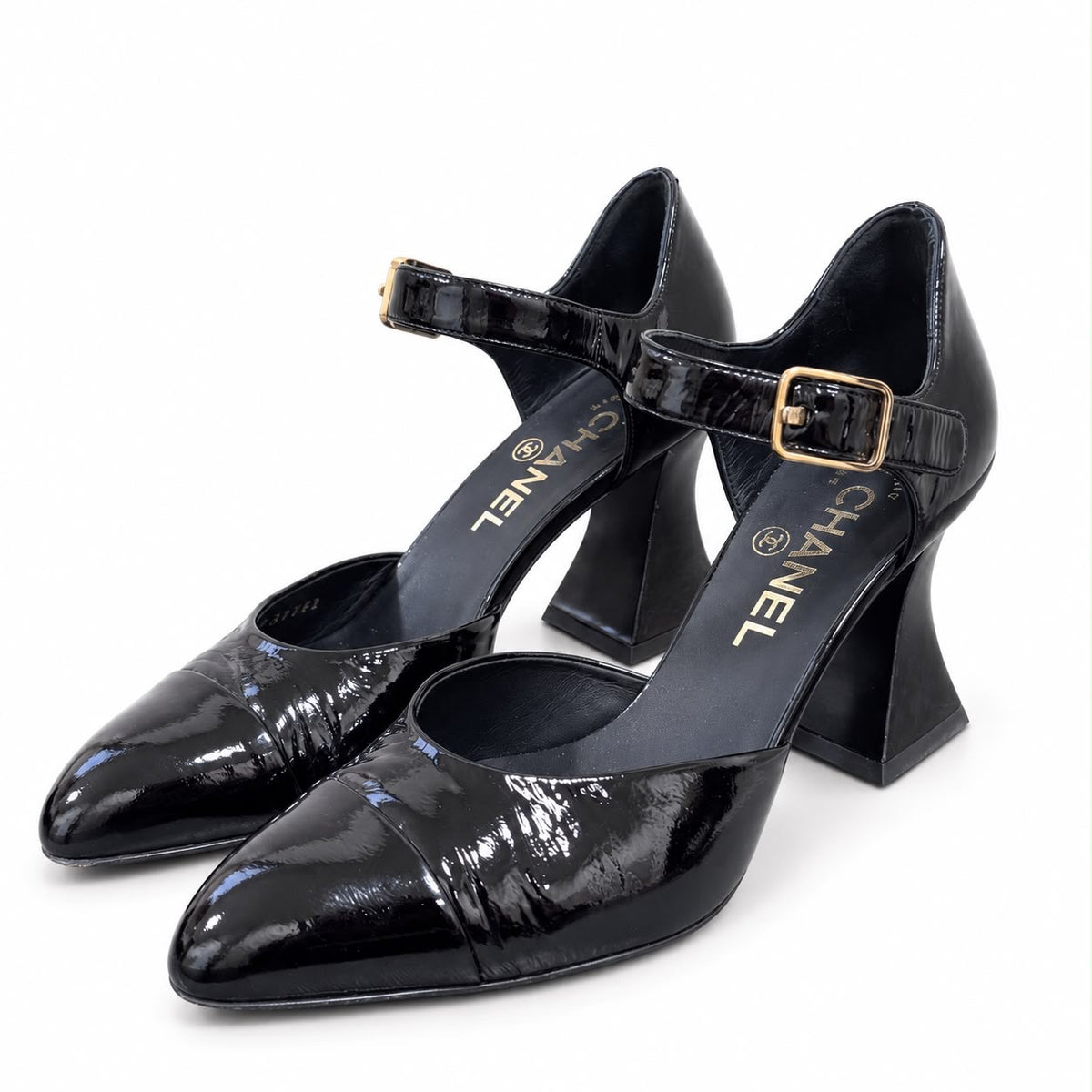 CHANEL - PUMPS MARY JANE BLACK PATENT LEATHER SIZE 36,5 EU