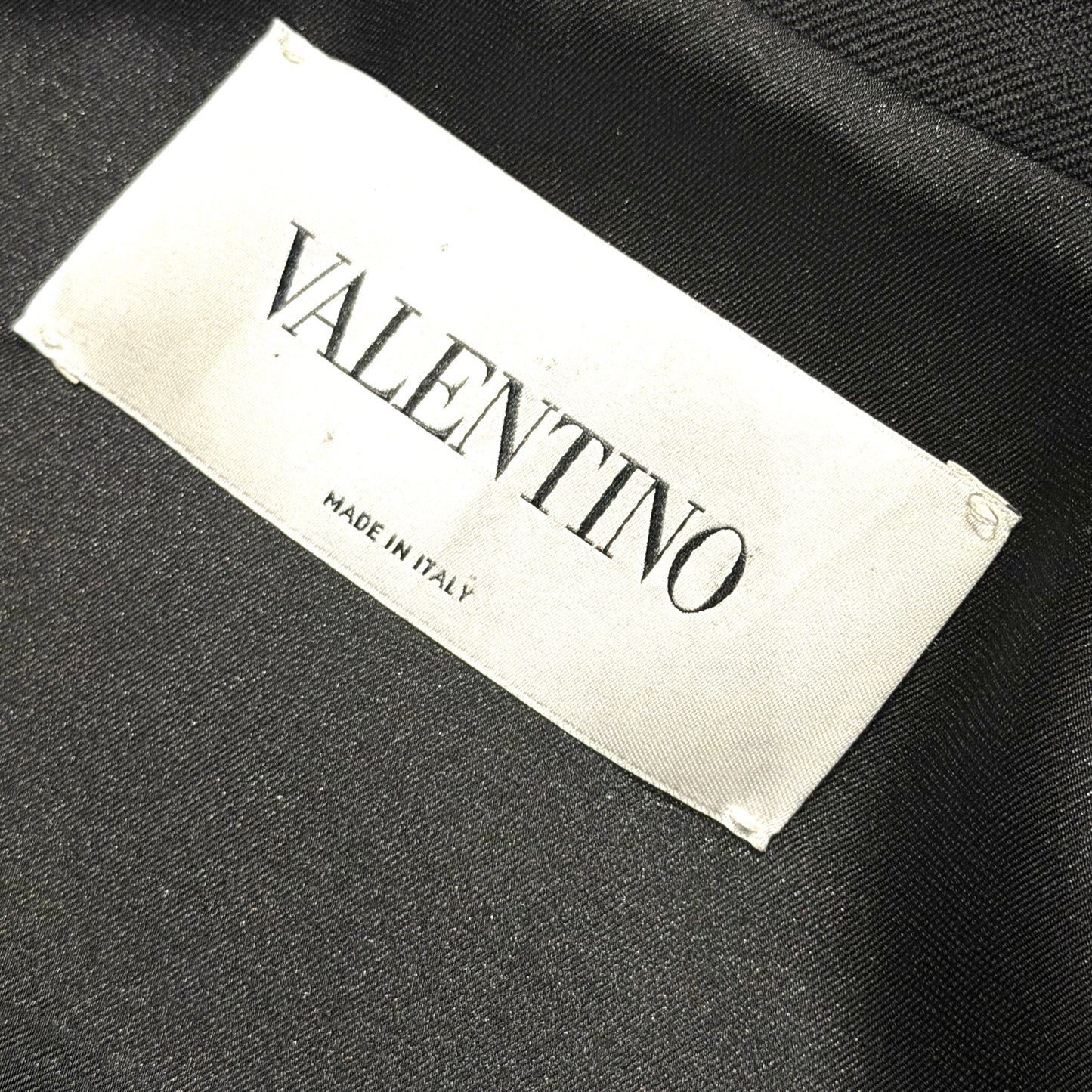 VALENTINO - JACKET CROPPED BLACK WITH OVERSIZED COLLAR SIZE S