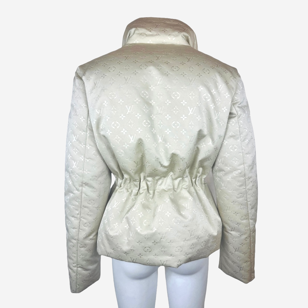 LOUIS VUITTON - PUFFER JACKET LOGO LV BEIGE WITH BELT SIZE 36 FR