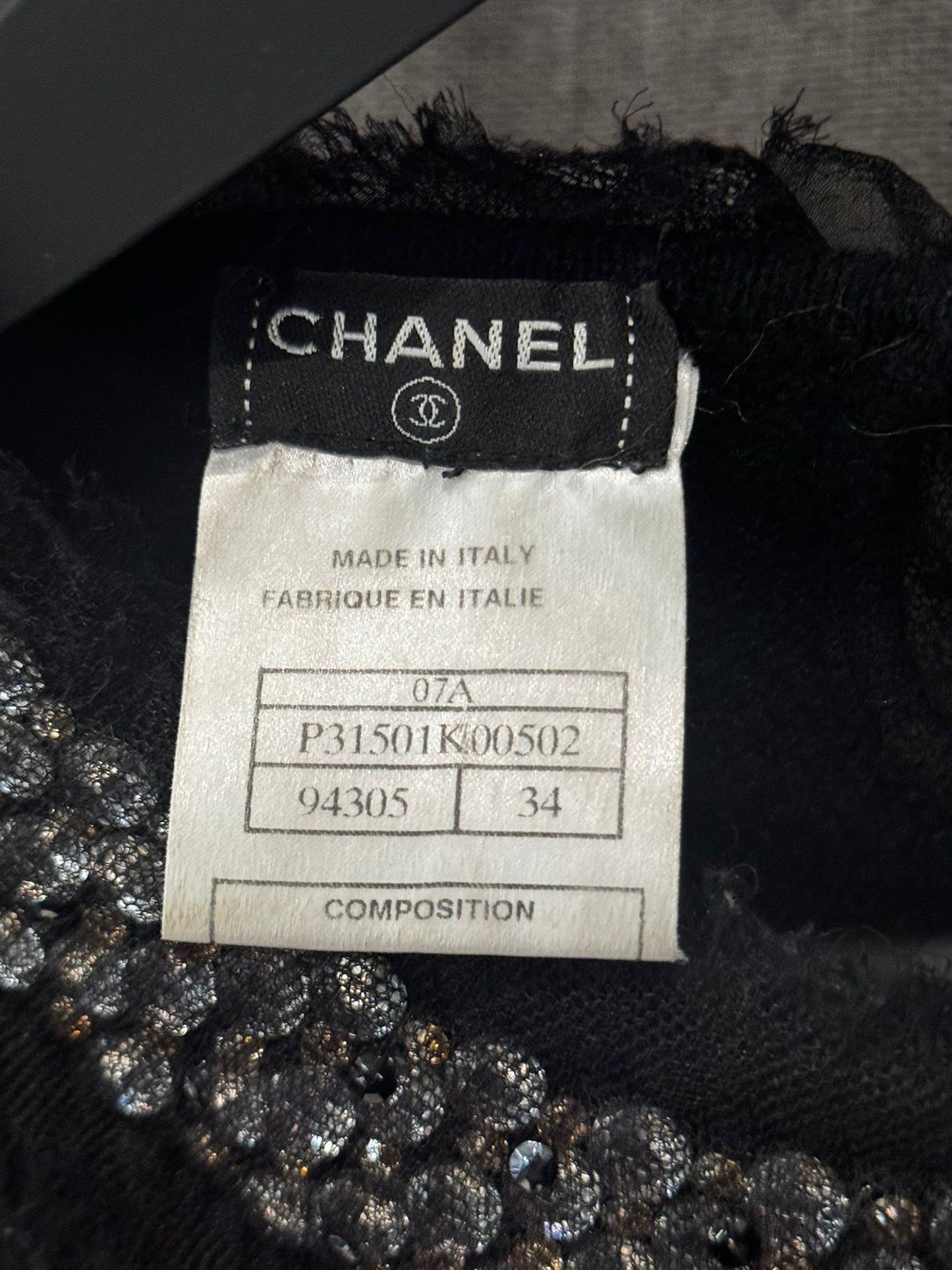 CHANEL - SWEATER BLACK CASHMERE WITH RHINESTONE DETAILS SIZE 34 FR