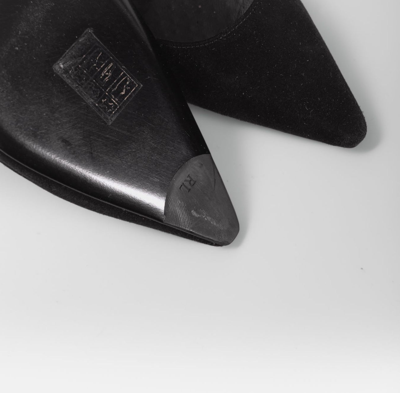 RALPH LAURENT - *BRAND NEW* PUMPS SUÈDE BLACK SIZE 38 EU