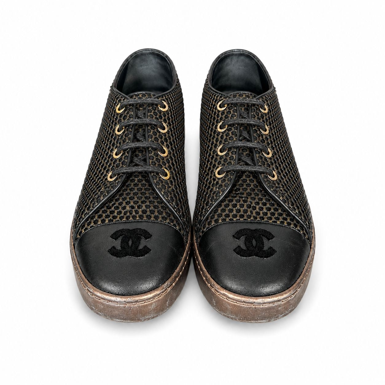 CHANEL - SNEAKERS BLACK AND GOLD LEATHER WITH LOGO SIZE 40 EU